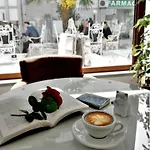 Ferrari Hotel 3*