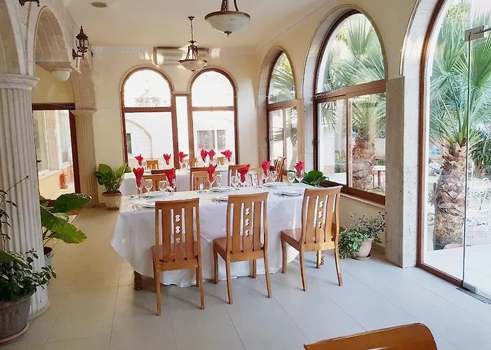 Ferrari Szálloda 3*