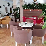 Hotel Ferrari 3*